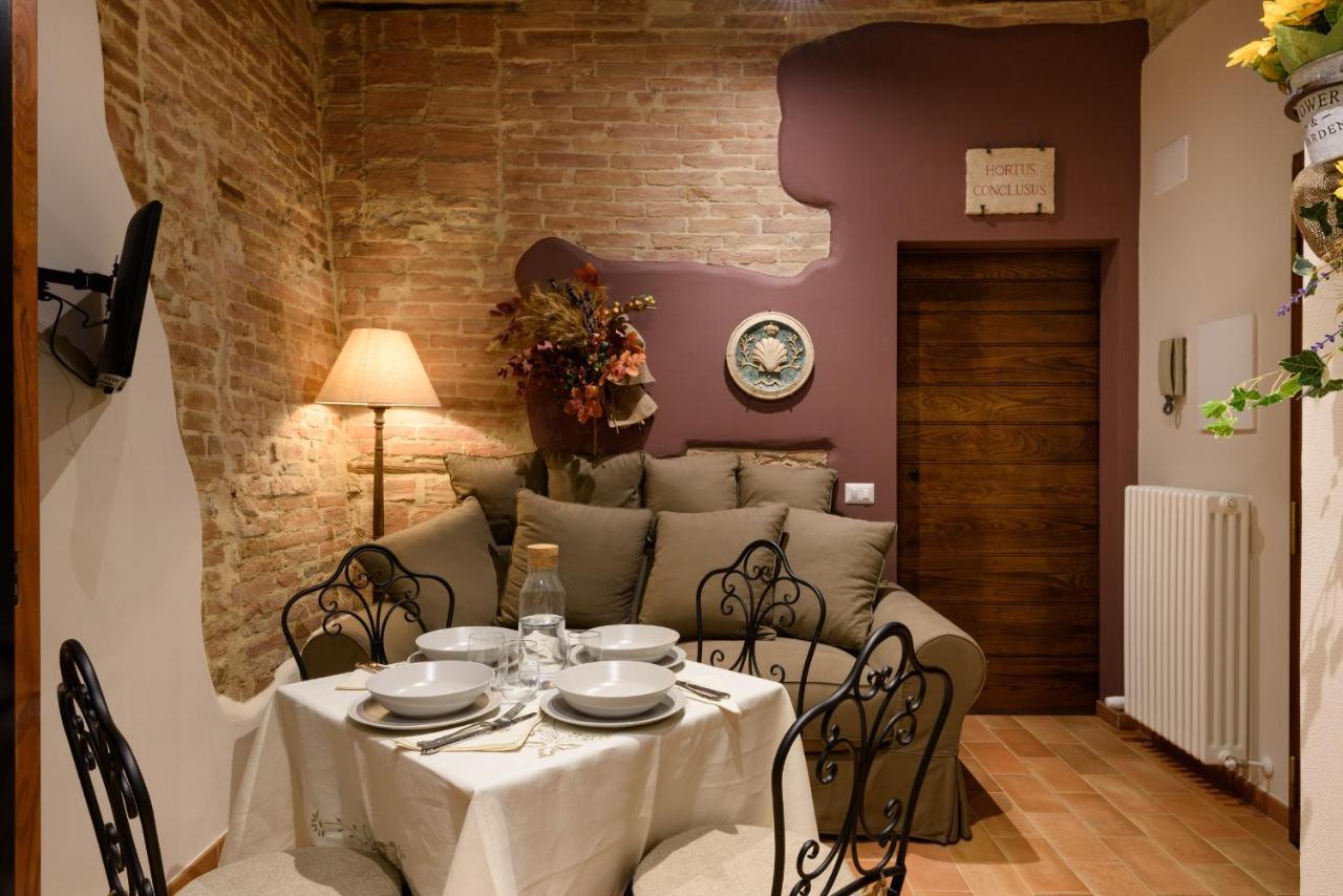Hortus Conclusus + Free Parking Apartment Siena Exterior photo